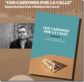 con cartones por la calle